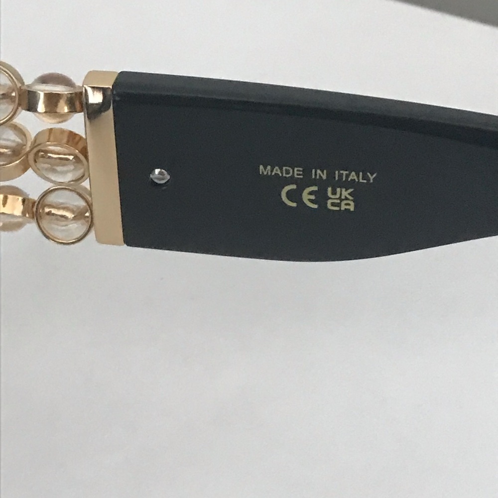 Chanel Oversized Black Sunglasses with Rotating Glass Pearls Accents - Picture 9 of 11